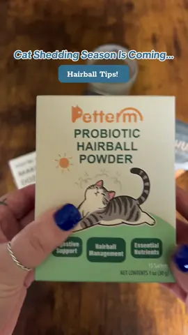 Finally a cat shedding solution our cats like.. hairball season is coming and this hairball remedy helps a lot ☺️ #catsoftiktok #hairballremedy #cathairball #sheddingseason #tiktokshopcreatorpicks 
