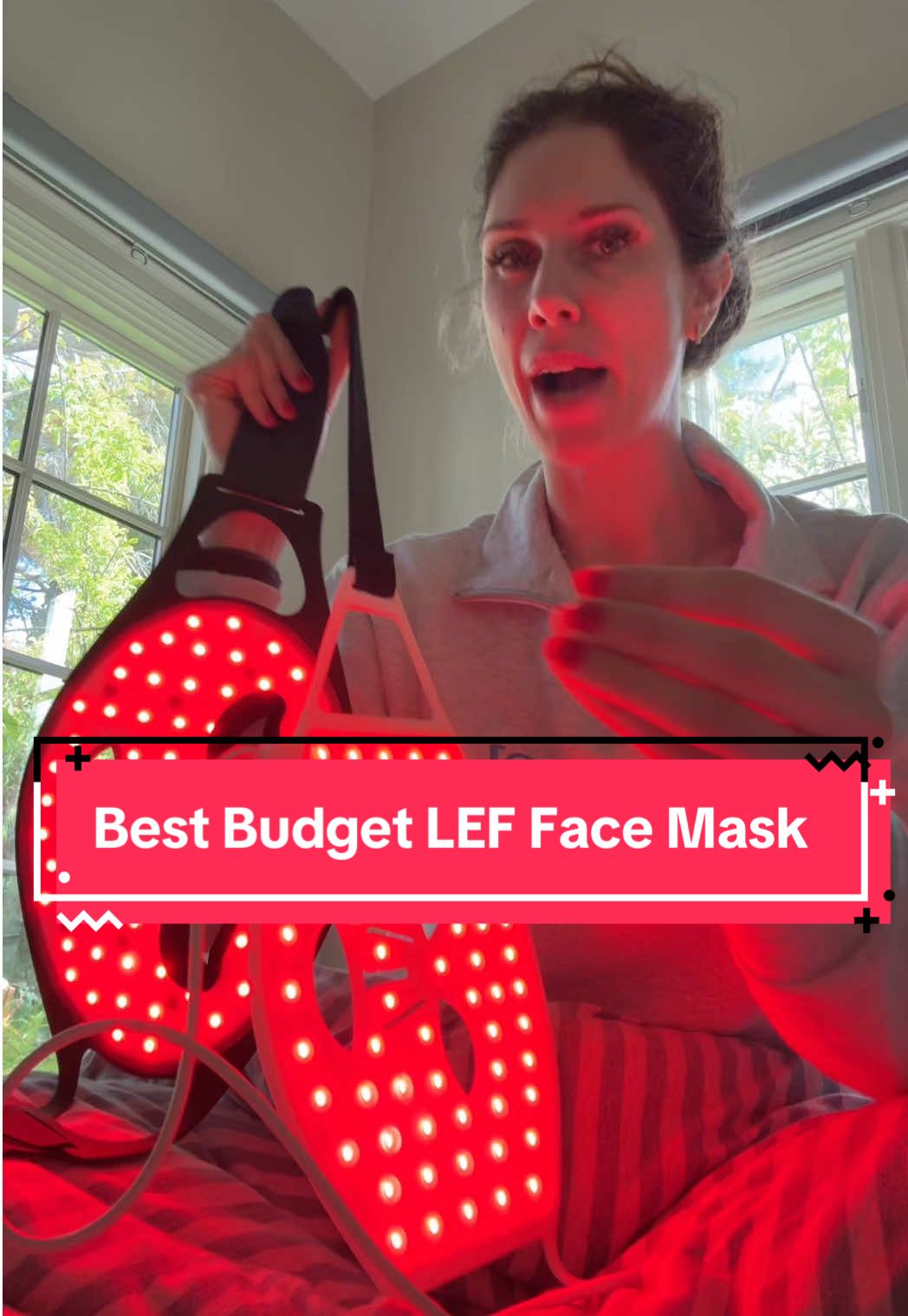 Best budget led face mask and what to look for #skincare #esthetician #tiktokshopcreatorpicks #tiktokshopfinds #beautytips @INIA BeautyCraft @Inia_beautycare @inia_global  
