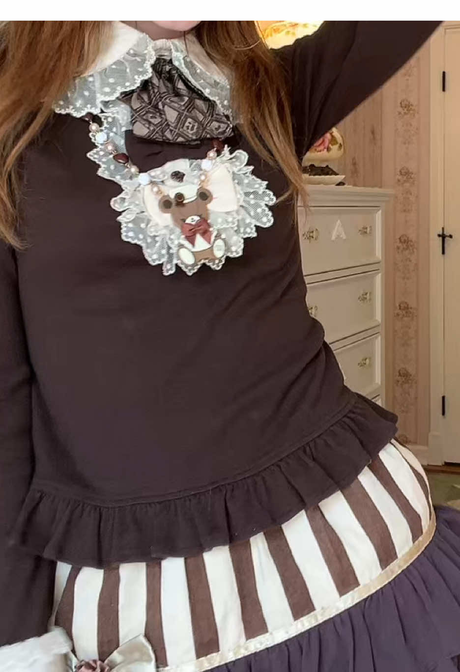HOW DO PEOPLE DANCE EFFORTLESSLY THE ONLY THING SAVING ME IS MY STYLE 𐙚⋆°｡⋆♡ 𐙚⋆°｡⋆♡ 𐙚⋆°｡⋆♡ #fashion #07 #chocogirl #jfashion #livingdoll 