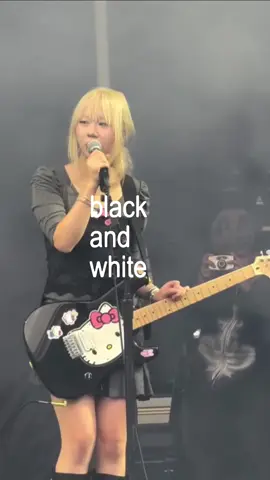 i’m stuck in the loops of your mind 🥹 #wisp #wispcore #concert #blackandwhite #yourface 