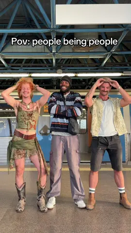 pov: everyone loves love  @diri_loku  #hopecore #positivity #positivevibes #beauty #subway 