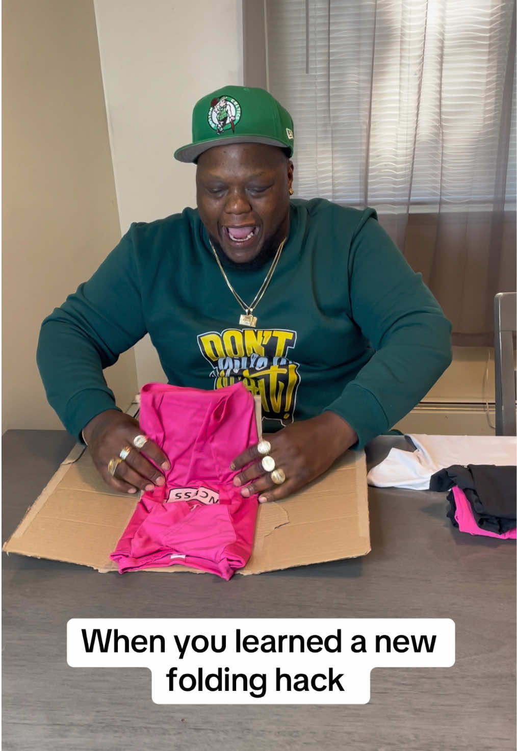 If it work it work 😂 #fyp #foldinghacks 