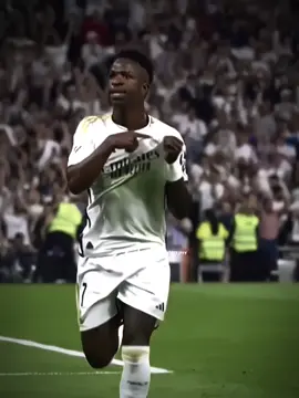 Liverpool vs real madrid 🔥 #veiwsproblem💔😶 #wllwhizzpoy #liverpoolfans #veiwsproblem #liverpoolfansclub #liverpoolfans #fyp #liverpoolfansclub #veiwsproblem #veiwsproblem💔😶 