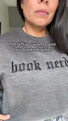 #BookTok #tiktokshoplabordaysale #tiktokshopcreatorpicks #booknerd #giftsforher 