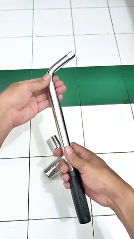 Spanar Bukak Tayar Kereta Terbaik Guys😊..ITem Berguna Untuk Kereta.. #foryou #youpage #barangkereta #spanartayarbolehlaras #spanartayar 