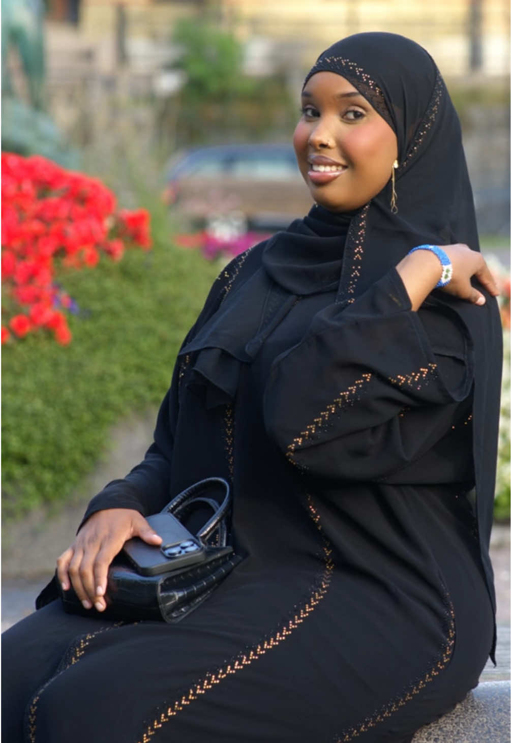 I almost got rejected even i forgot to ask her name 🤦‍♂️ but her name is Sabrina @S❤️  #streetphotography #StreetStyle #somalitiktok #photography #