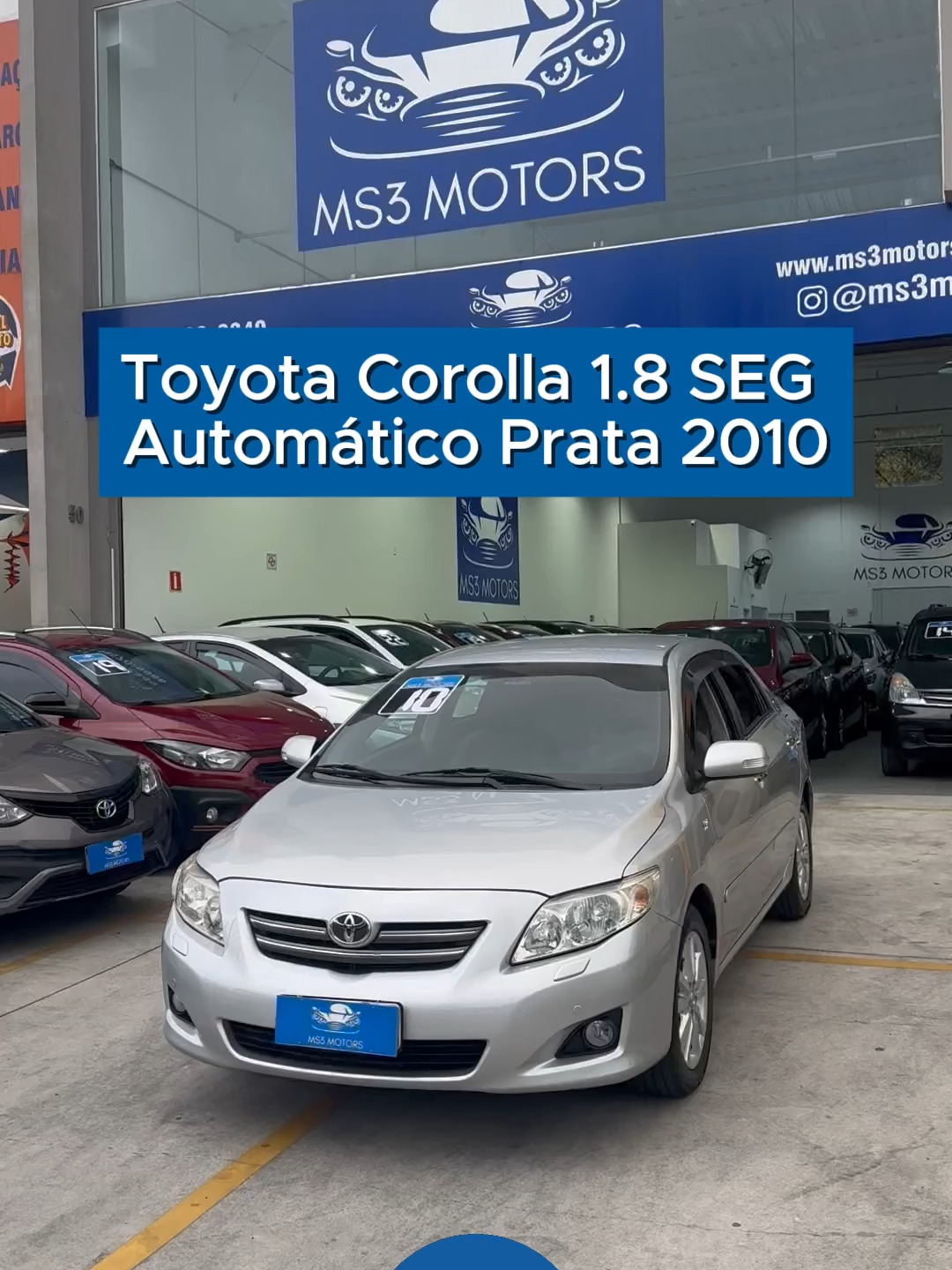 Toyota Corolla 1.8 SEG Automático Prata 2010 RARIDADE! ÚNICO DONO! BAIXA KM! 4 PNEUS NOVOS! MOTOR 1.8! VERSÃO TOP DE LINHA! ESPAÇOSO! SEM DETALHES! Impecável, Completo, Ar condicionado Digital, Direção elétrica, Vidros e travas elétricas, Rádio Original, Banco motorista elétrico, Bancos de couro, Piloto Automático, Farol de milha, Rodas de liga leve, Sensor de ré e dianteiro, Comandos de som no volante, Retrovisor elétrico, Computador de bordo, AIR BAG e ABS, e Desembaçador traseiro! Aceitamos troca, financiamos! Ano: 2010 KM: 131.000 #carro #carros #usados #carrosusados #revenda #seminovos #carrosseminovos #lojadecarros #lojistas #automoveis #toyotacorolla #toyota #corolla #raridade