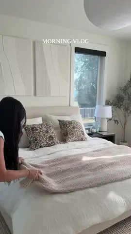 HAPPY THURSDAY🫶🏼 so excited to spend these next couple days with family 🤍 #familytrip #Vlog #morningvlog #diml #fyp 