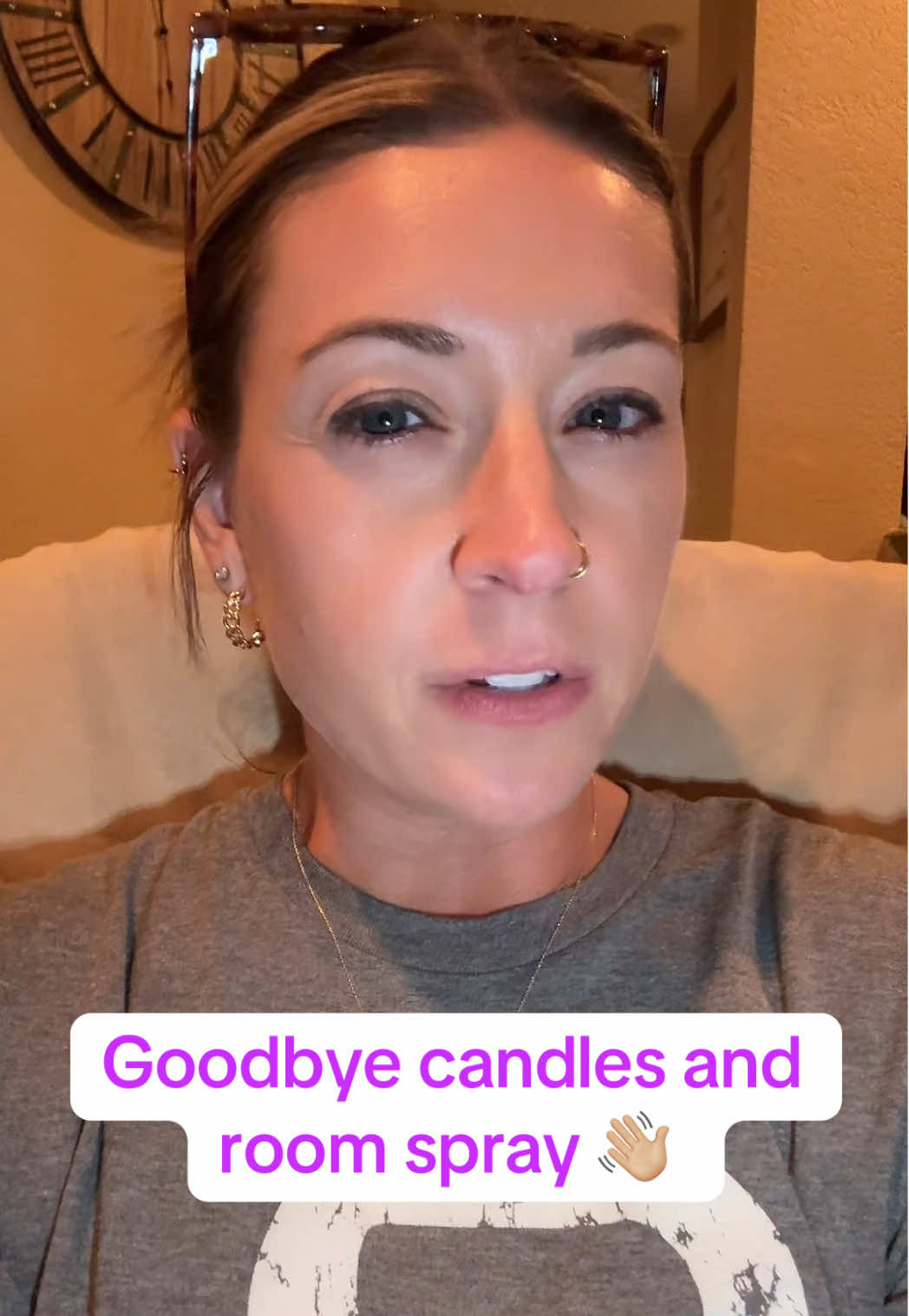 Who needs candles when you’ve got this waterless diffuser? ✨ Just add your favorite essential oil and let it fill your house with the good smells. No water, no mess! Just amazing!