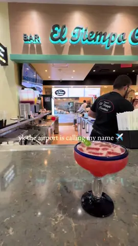 🤗✈️📍 #fyp #travel #traveltiktok 