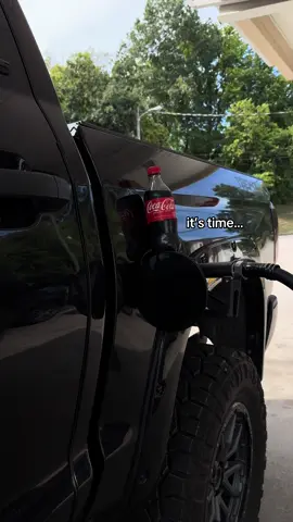 Always love seeing everyone’s Labor Day weekend videos!! 2008 crew, it’s your time to shine!!! #itwaslabordayweekendiwas17 #labordayweekend 