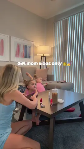 My sweet sweet little girls 👧🏼 🩷💜 #fyp #foryou #twinsisters #twinmom #OOTD #spinalmuscularatrophy 