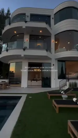 Remember what you promised yourself. #futuremillionaire#luxurylifestyle  #viralvideos#discipline#money 