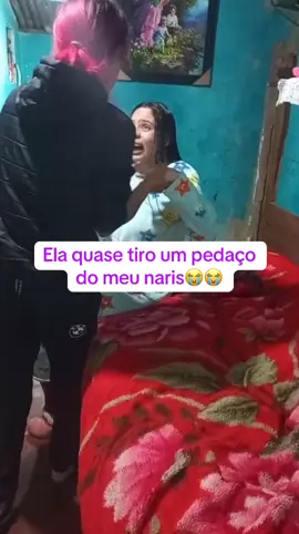 Durante a crise de autismo ela tenta fase isso 😭😭 quem pude ajud4 crica no perfil