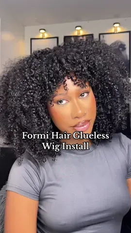 Not mad at it 😅😍 hair from @Formihair @formihairfactory  - - - #formihair #gluelesswig #curlyhairstyles 