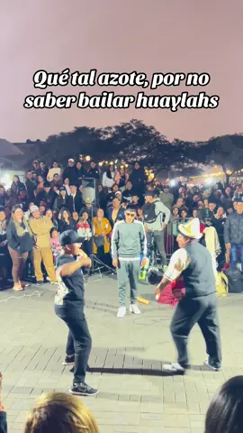 Así cualquiera baila huaylahs  Cholo Víctor  #Chabuca #comicos