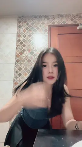 Nampak kli bengkak ny gigiku😭😭