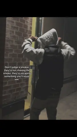 #fyp #viral #blowthisuptiktok #smoker #flyyyyyyyyyyyyy 