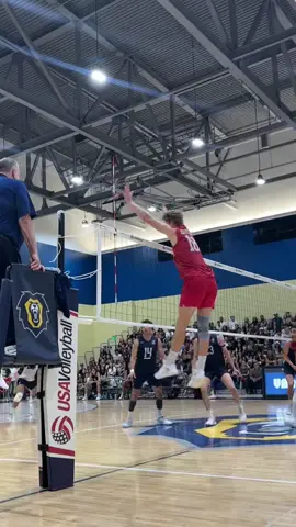 What. A. Block. #volleyball 