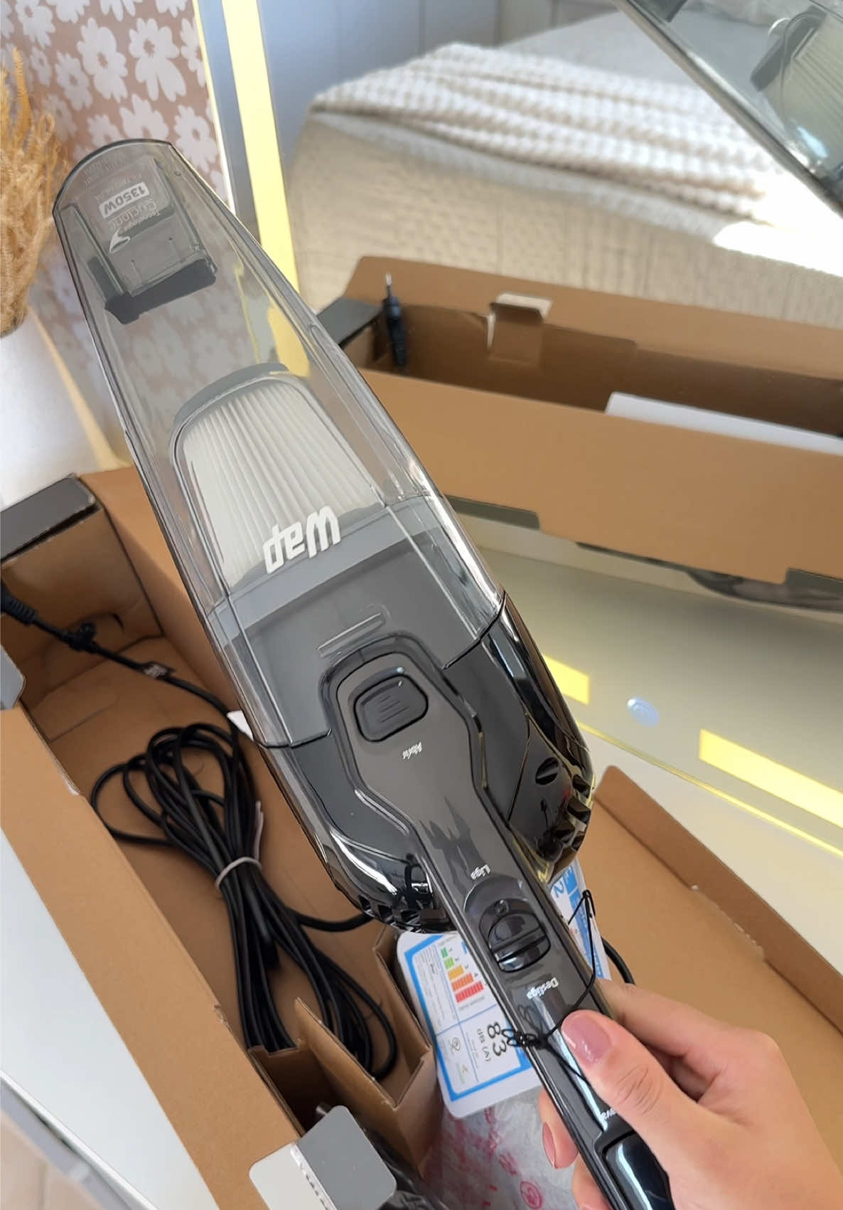 Comprei um novo aspirador de pó para o meu apartamento 🏡 Este é o modelo: Aspirador De Pó Vertical 3 Em 1 Silent Speed Max 1350w Wap #aspirador #aspiradorwap #enxovaldecasanova #shopee #shopeehaul 