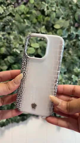 Literally found the perfect case for the fall 😍😍