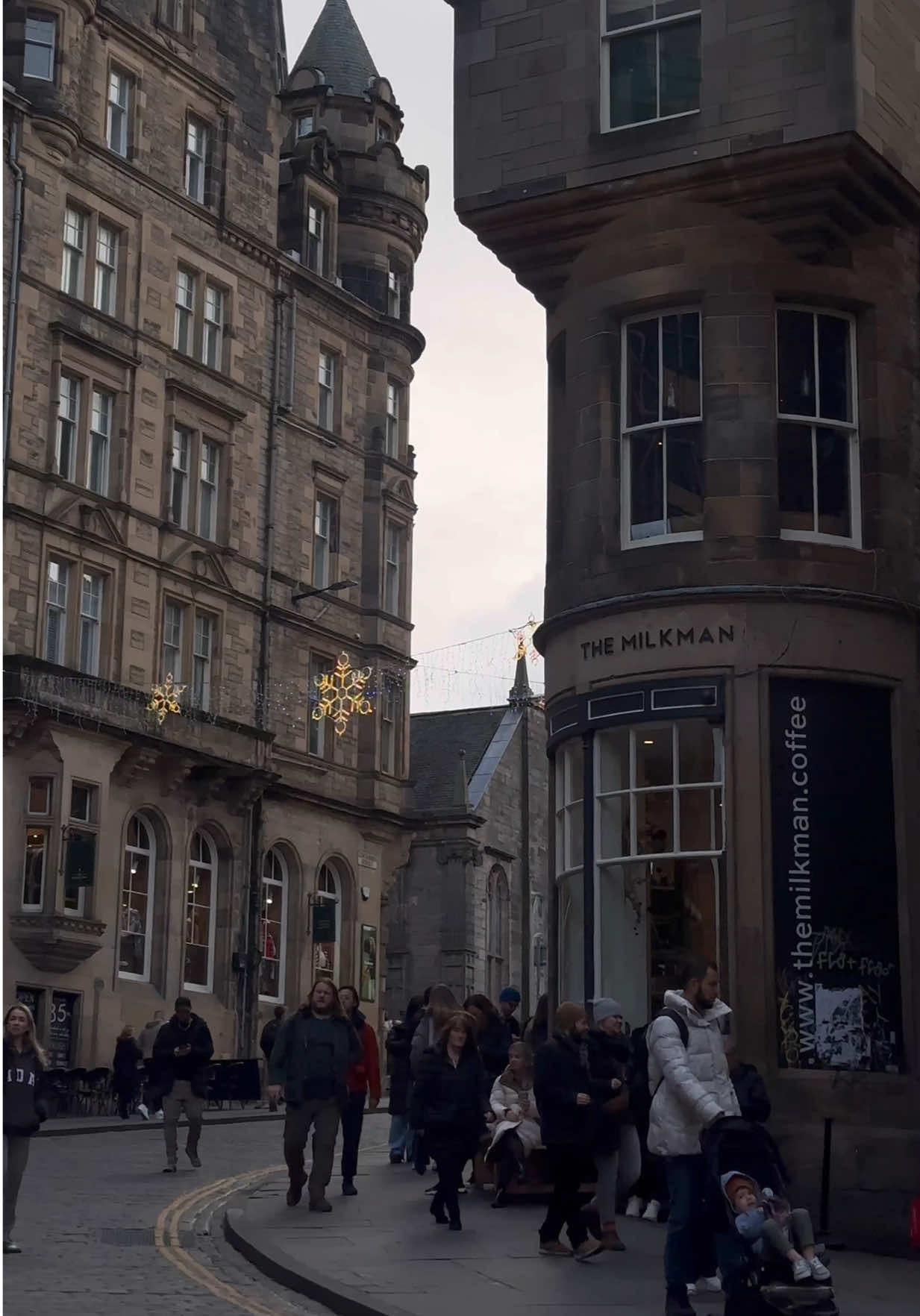 a random friday in edinburgh💌 #edinburgh #مبتعثين_بريطانيا #kuwait #uk #december 