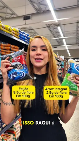 🚀 Quer mais saciedade, controlar a fome e ainda ir ao banheiro todos os dias? Então anota aí os campeões de fibras do mundo ⬇️ 🥇 Chia – 34 g de fibra em 100 g 🥈 Linhaça – 27 g de fibra em 100 g 🥉 Amaranto – 21 g de fibra em 100 g 🌱 Feijão – até 16 g em 100 g 🥦 Lentilha – 8 g em 100 g 🍐 Pera com casca – 3 g em 1 unidade média 🍎 Maçã com casca – 4 g em 1 unidade média 🥑 Abacate – 6 g em 100 g ✨ Essas fibras dão volume, prolongam a saciedade, ajudam no emagrecimento e deixam o intestino regulado! 💡 Dica de nutri: não esqueça de beber bastante água junto com as fibras para ter o efeito completo.