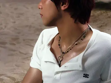HAECHAN.. SUMMER.. BEACH.. AND TAN SKIN🫵😭 #haechan #haechannct #nct #fyp 
