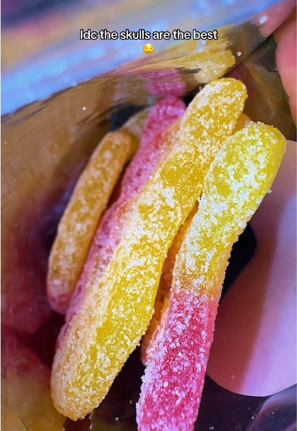 I’m always craving these 🤩🙌🏾 #swedishcandy #skullcandy #bubscandy #sourcandy #raspberrylemonade 