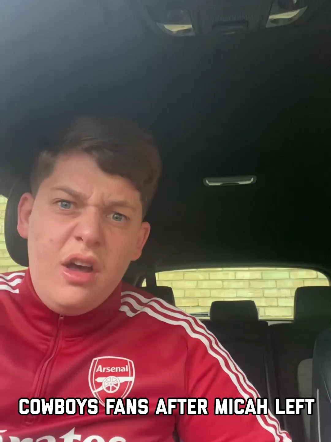 If you know a Cowboys fan, give ‘em a hug #micahparsons #jerryjones #greenbaypackers #dallascowboys