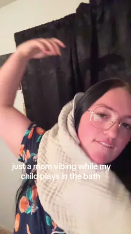 if you aren’t doing this we can’t be friends #bathtimefun #foryou #fypシ #makemeasahm #momlife 