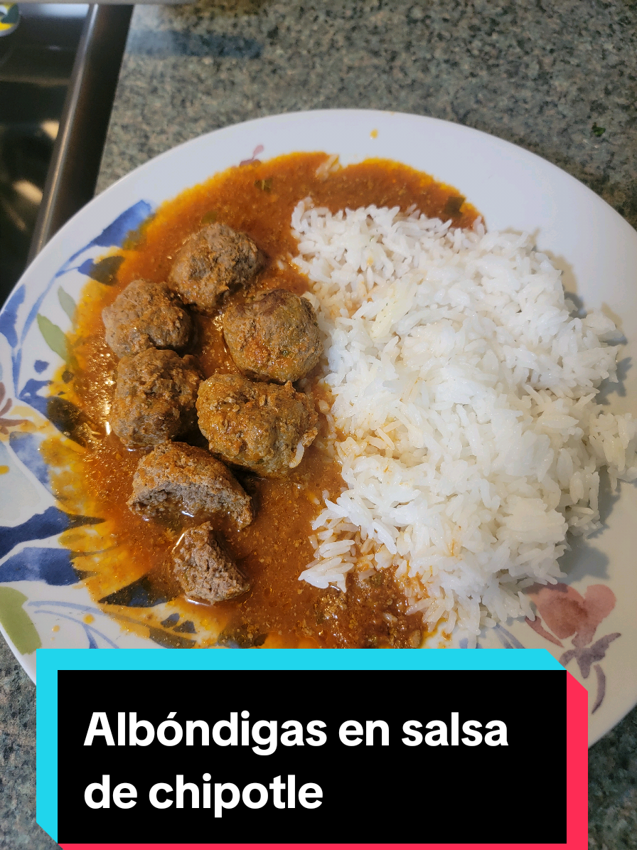 Albóndigas en salsa de chipotle 😋👌🏼 #mexicanfood  #myfood  #dinner 