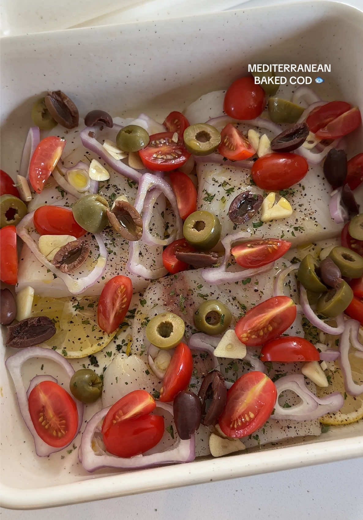 What’s for dinner tonight? 👩🏽‍🍳🐟 #healthyrecipes #dinner #food #foodtiktok #fish 