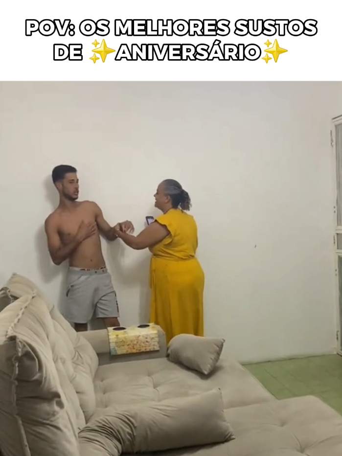 Assista até o final, vale a pena KKKKKK tem uns que eu acho que tão devendo viuu👀   *Compilado de sustos de aniversário surpresa* #meme #foryou #pov 