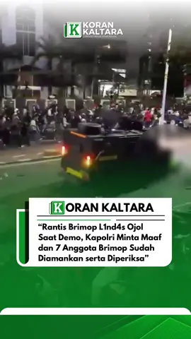 Seorang ojek online m3ningg4l dunia setelah t3rlindas kendaraan taktis Brimob saat aksi di kawasan Pejompongan, Jakarta Pusat, Kamis, 28 Agustus 2025 malam. Rekaman amatir yang beredar menunjukkan mobil rantis bertuliskan Brimob melaju cepat saat massa berhamburan hingga m4nabrak korban, lalu tetap meninggalkan lokasi. Kejadian itu memicu kemarahan warga yang sempat mengepung dan memukuli kendaraan. Kapolri Jenderal Listyo Sigit Prabowo menyampaikan penyesalan dan permintaan maaf mendalam atas peristiwa tersebut. Ia menegaskan telah memerintahkan Propam Polri untuk menangani kasus ini secara serius. Kadiv Propam Polri Irjen Abdul Karim memastikan tujuh anggota Brimob Polda Metro Jaya sudah diamankan, terdiri dari seorang perwira menengah dan enam anggota lainnya. Seluruhnya kini tengah menjalani pemeriksaan internal di Mabes Polri dan Mako Brimob.