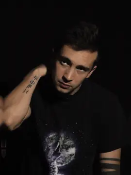 jenna is very lucky 🙂‍↕️ - #tylerjoseph #twentyonepilots #fyp #foryoupage #tylerjosephedit @twenty one pilots 