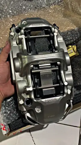 tukang pnp ne mumet ora kiro kiro nek di pasang neng gl 100 🤣🤣#cepekalphard #brembo #bmw 