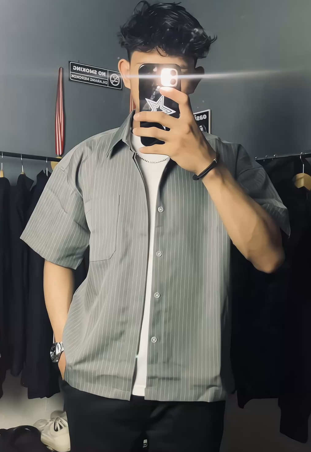 Kemeja stripe boxy oversize 210gsm, asli cakep banget  #kemejaboxy #kemejaoversize #rekomendasioutfit 