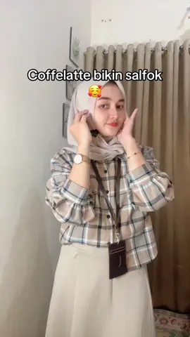 Yg dipake coffelatte cuakkeeppp parah,cus co ya jgn klamaan galawnya kburu stok ludesss🫰 #kemejaflanel #tiktoklive #fyp 