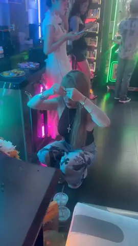 Booking đầu tháng ế bàn 😃😃 #Nightclub #bestclubbuivien #BuiVienWalkingStreet #Nightlife #clubsaigon 