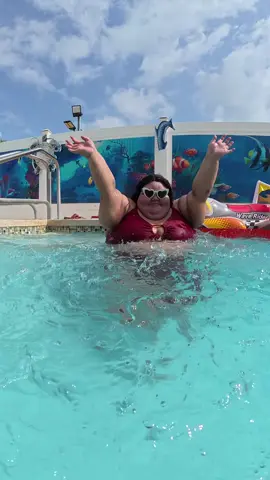 Casi regresó viuda 🤣 pero que bien se pasa en Adventure Island en combate Cabo Rojo ❤️ 🇵🇷 El Spot perfecto para el familion 🥳✨💋 Es que PR es otra cosa definitivamente!!!   Reserva Ya:  787-640-8888 #combate #familiar #puertorico #besitopintao 