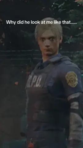 Im terrified pls help….. 😭 #fyp #residentevil #leonkennedy #horror #dbd 