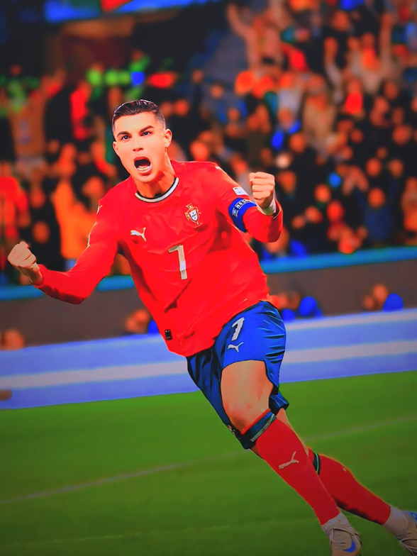 Ronaldo Amazing Skills At Portugal ☠️ 👑#ronaldo#skills #footballtiktok #fyp 