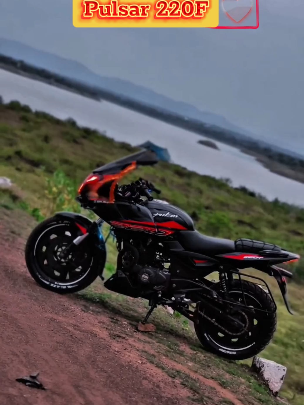 Bajaj Pulsar 220F #pulsar220f_lover #traiganlaPulsar220F #QueremosLa220F #PerúQuiereLa220F #Pulsar220F 