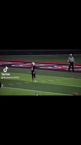 How do you explain this feeling to non football moms 🥰♥️#football #footballmom #highschoolfootball 