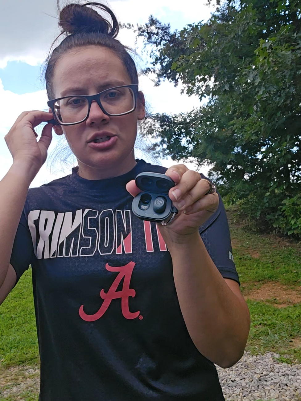 Gym Fit @JLab = best headphones & earbuds! my hubby stole my headphones so I've been rocking my minis to the gym! #gymfit #jlab #jlabheadphones #gymday #alabamacrimsontide 