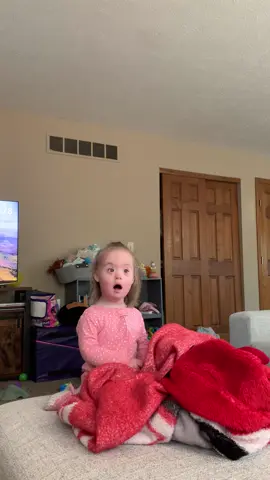 The facial expressions were on point today. So much so that she has me convinced she understands everything I’m saying! #backtoschool #zoo #toddlersoftiktok #theluckyfew #corajill 