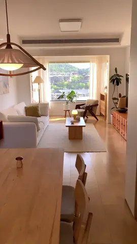 やっと夢に見た家に住めるようになって嬉しい #原木風#ホームデコレーション #住宅改装#和風 #シャンデリア#テーブルランプ #壁灯#雰囲気 #一人暮らし #fyp#fsliving#tiktok