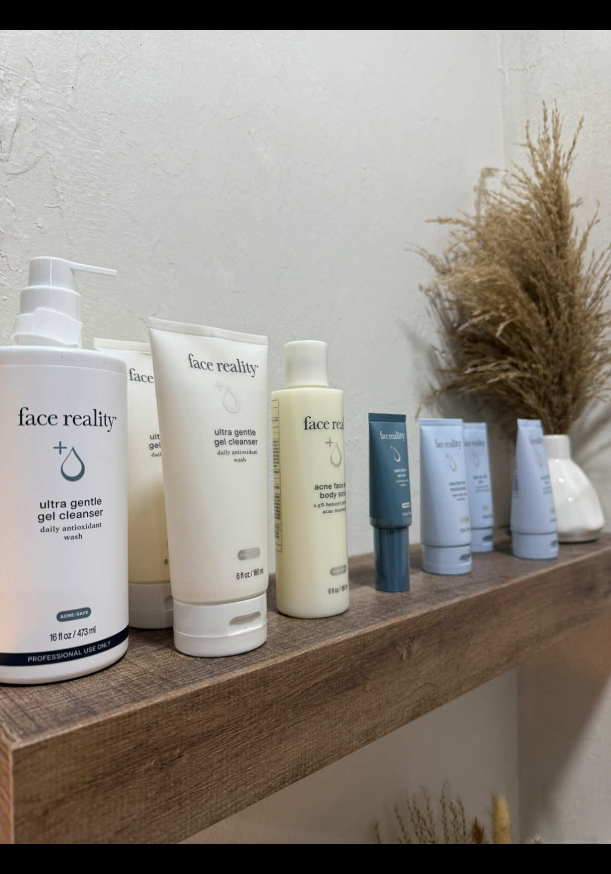 We love a skincare haul! 🤍💙 #esthetician #salonowner #facerealityskincare #circadiaskincare @Face Reality @Circadia 