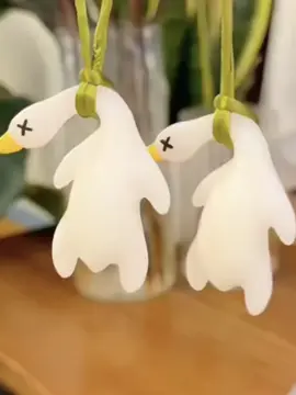 Móc khoá vịt đổi màu, có bé nào muốn k #xuhuong #mockhoavitdoimau #mockhoavit 